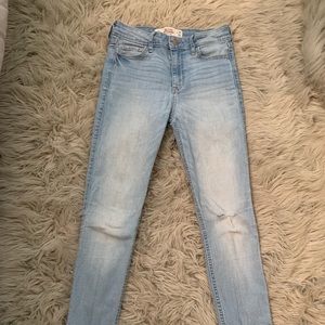 Hollister light denim jeans